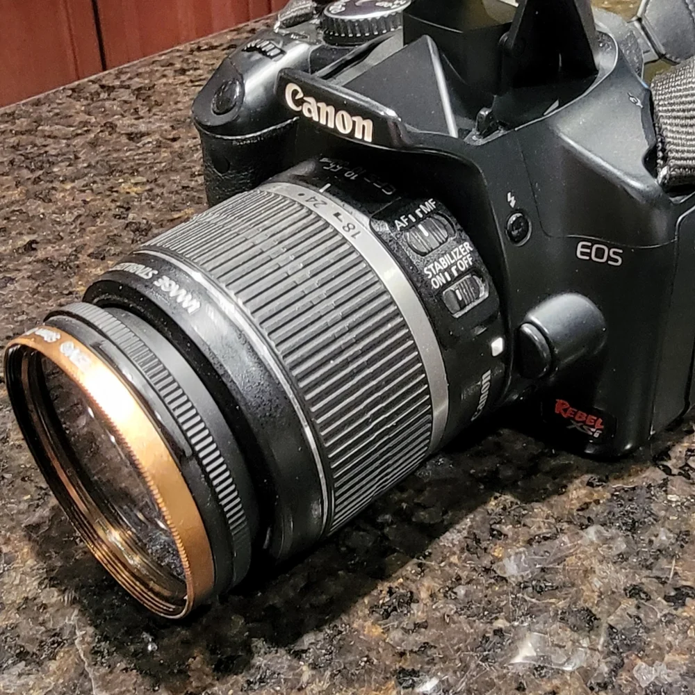 CANON Eos Rebel DSLR XSi & 2 Canon Lens